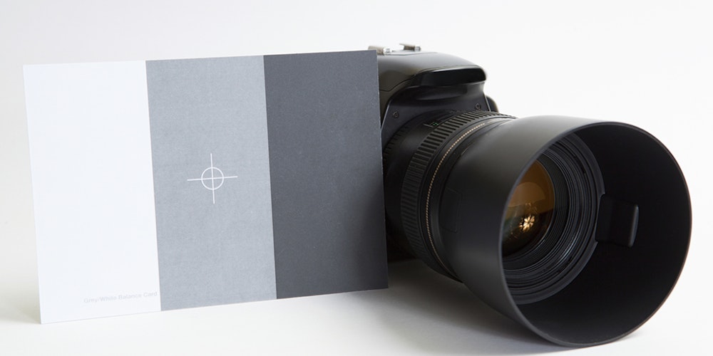 Você quer cores precisas? Deixe que os Cartões Cinzas (Greycards) e o